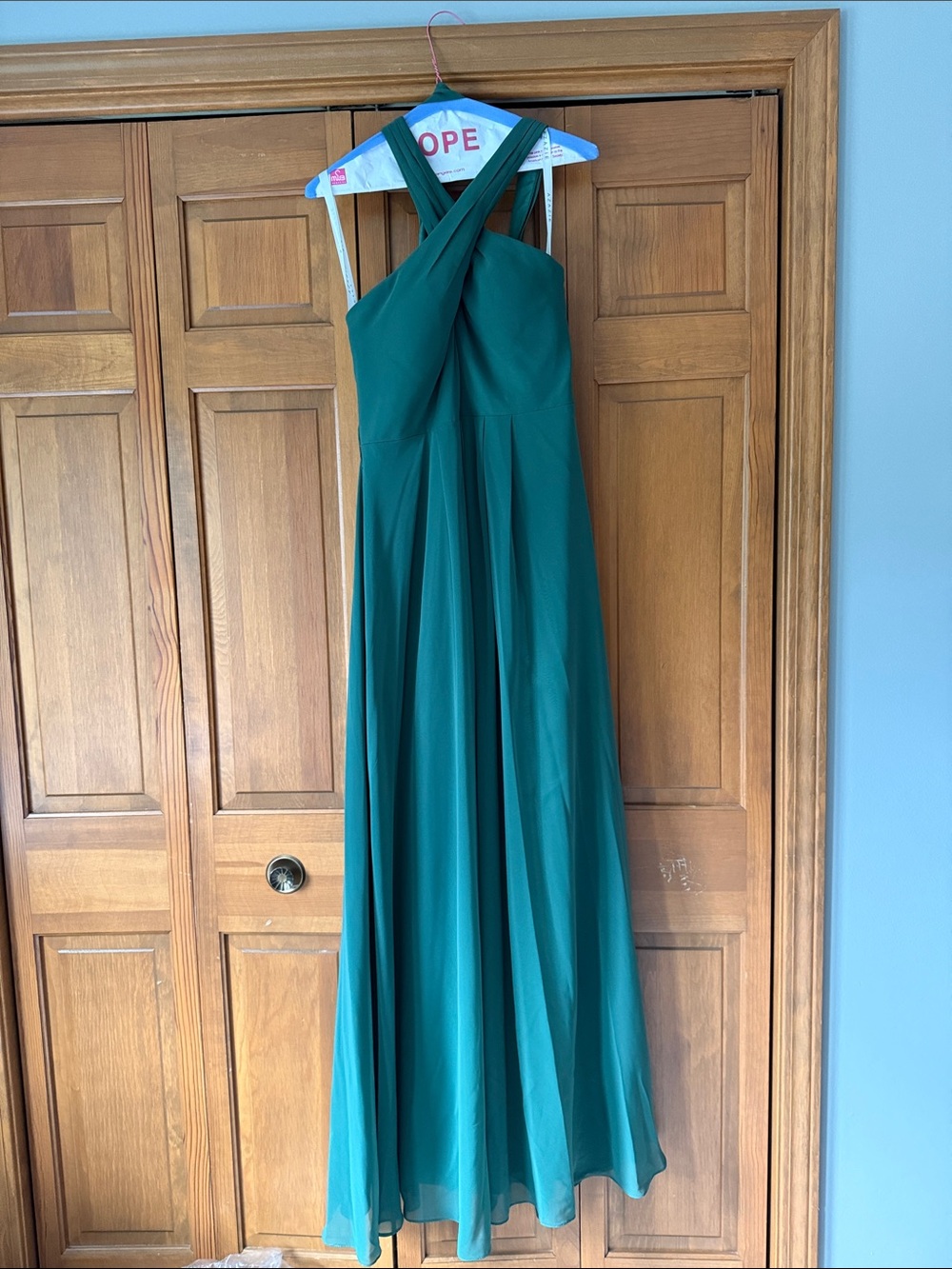 Emerald Green Cross-Back Evening Dress